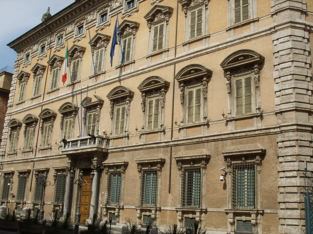image - Italy - Palazzo Madama (Senate).JPG
